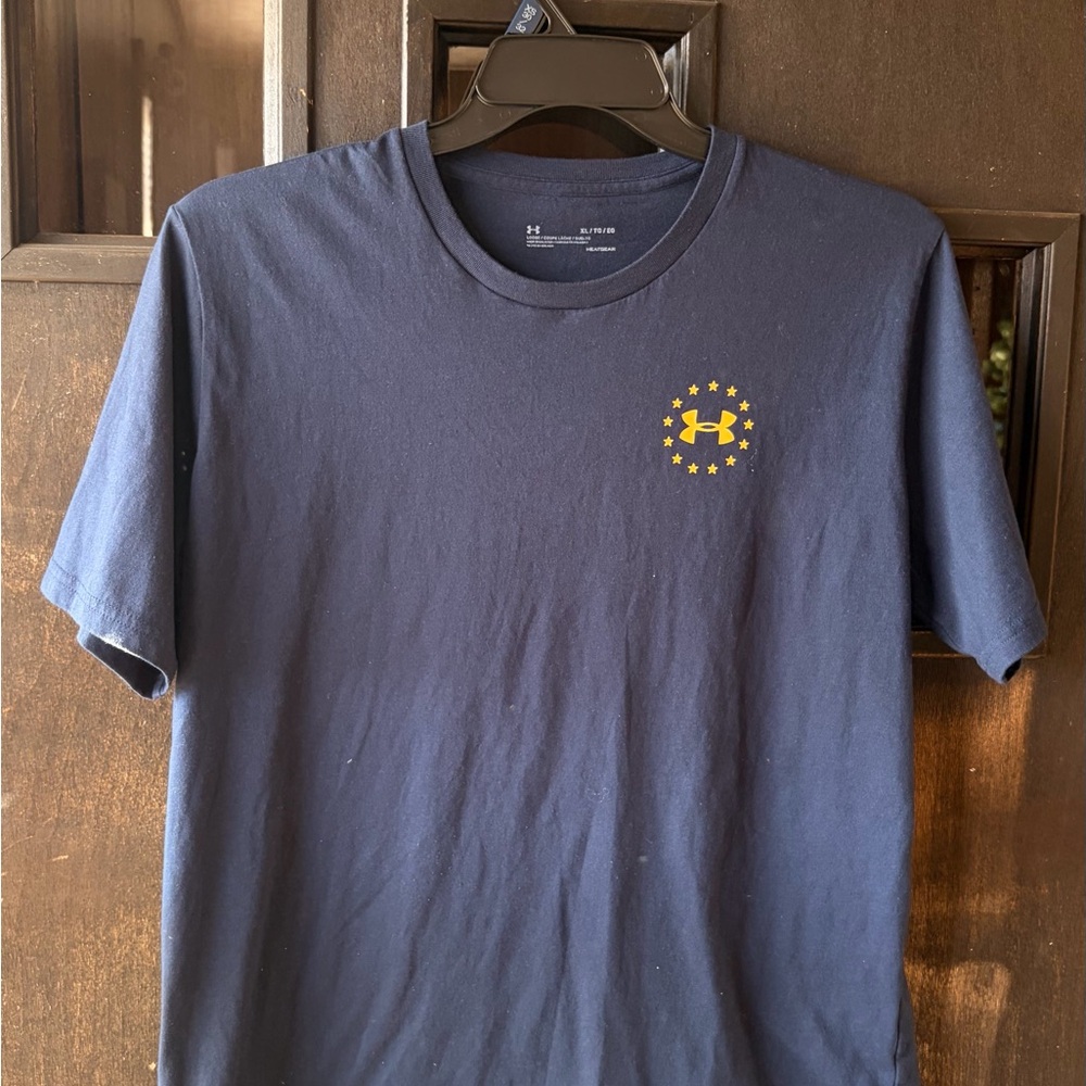 Under Armour Men's Navy Blue T-Shirt